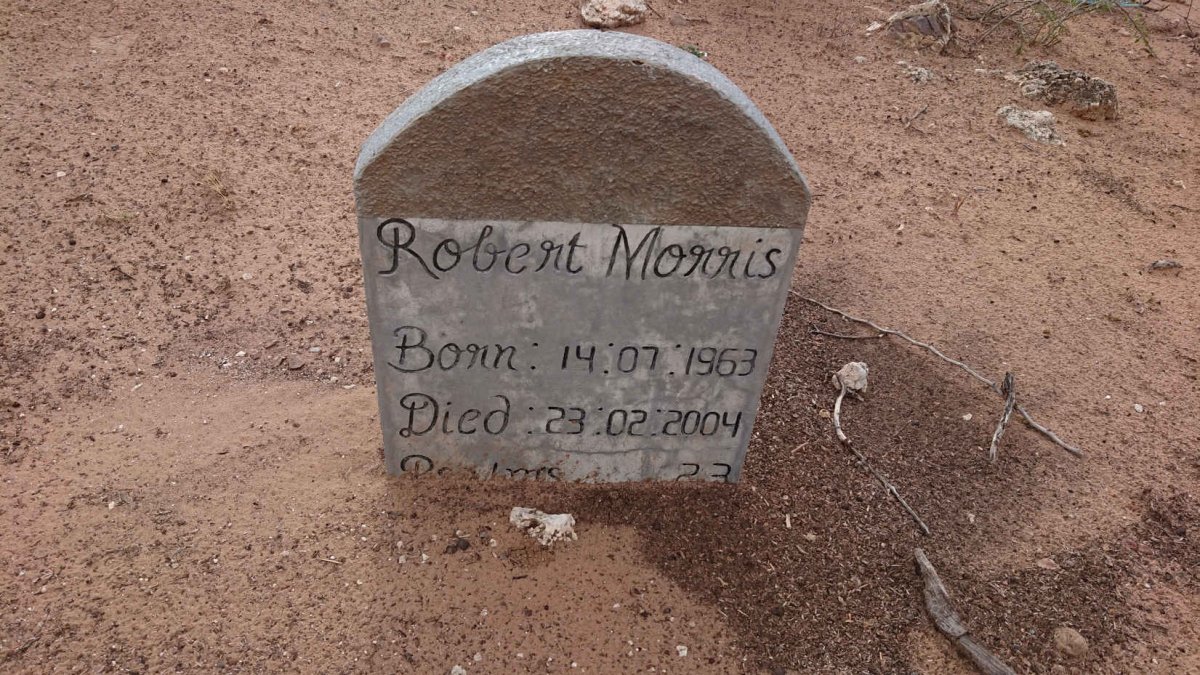 MORRIS Robert 1963-2004