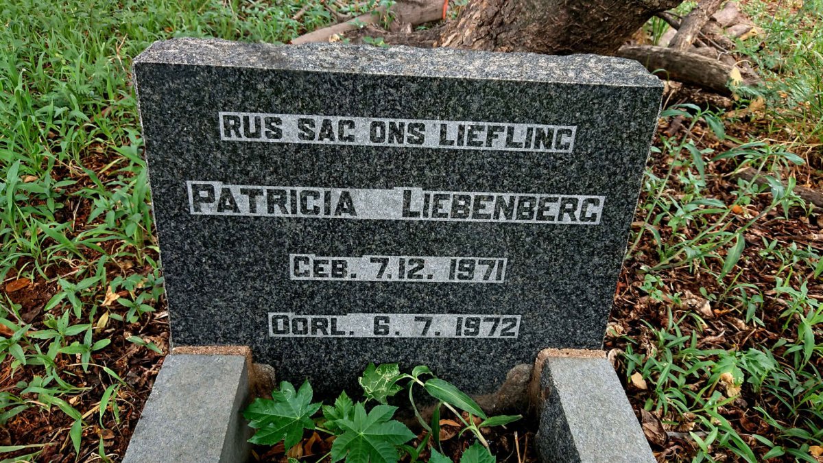 LIEBENBERG Patricia 1971-1972
