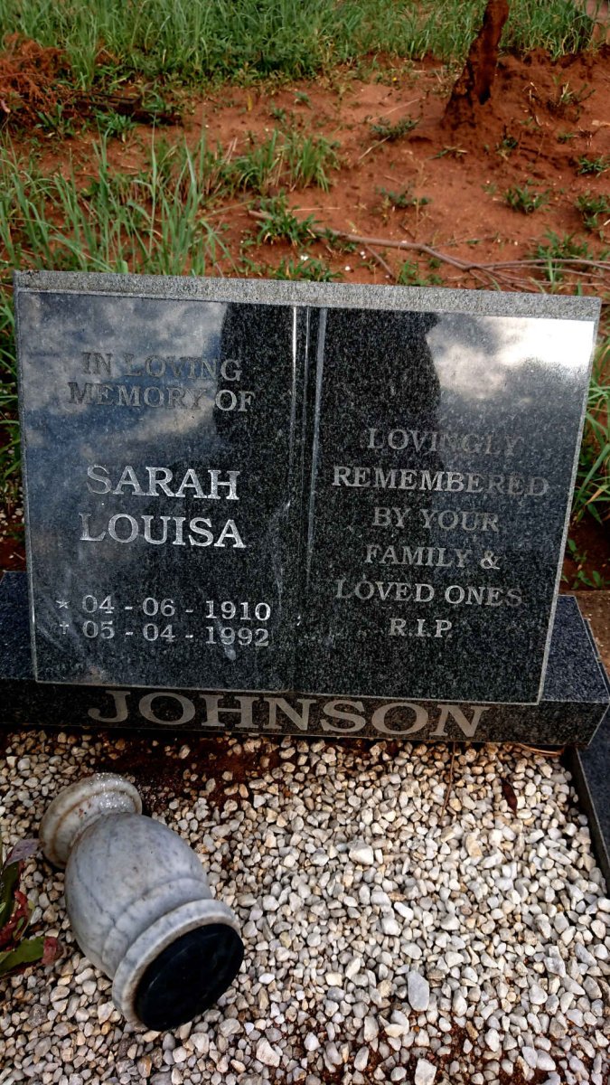 JOHNSON Sarah Louisa 1910-1992