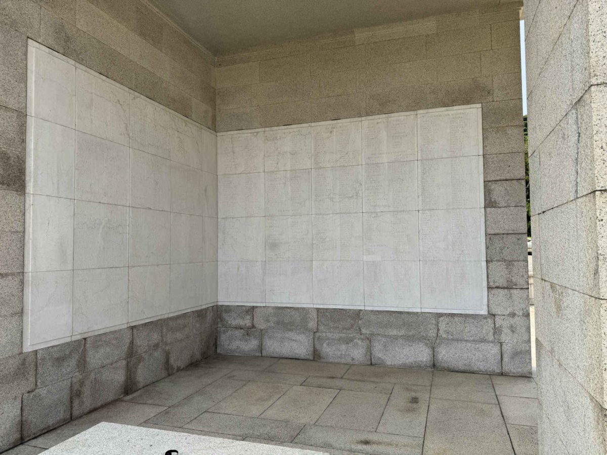 05. Memorial Wall I