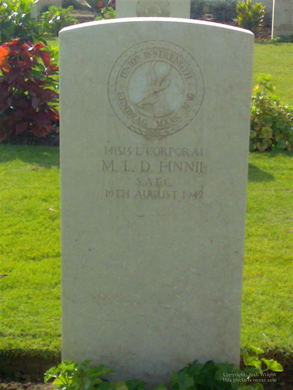 FINNIE M.L.D. -1942