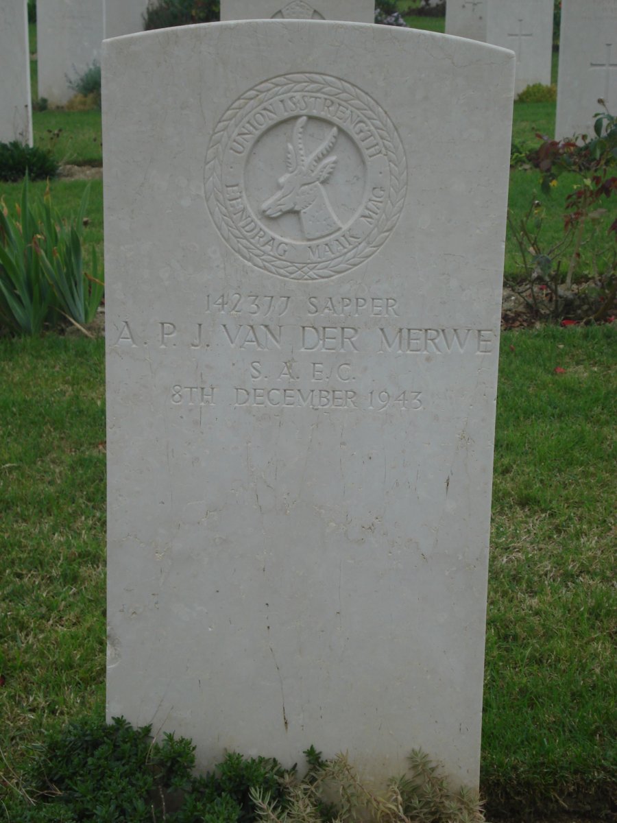 MERWE A.P.J. ,van der -1943