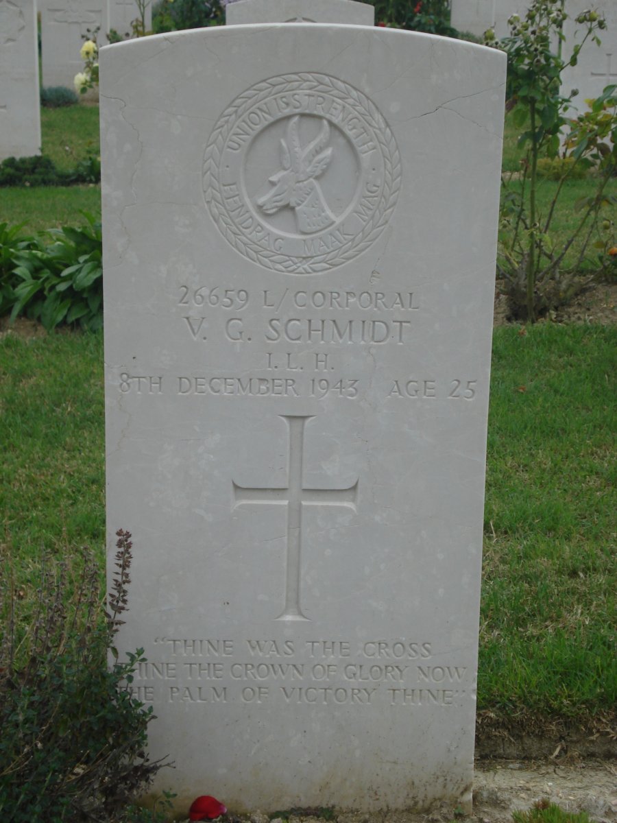 SCHMIDT V.G. -1943