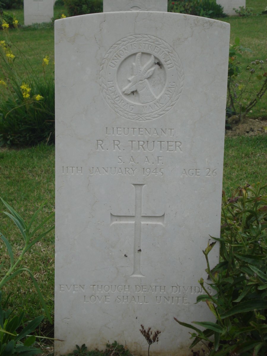 TRUTER R.R. -1945