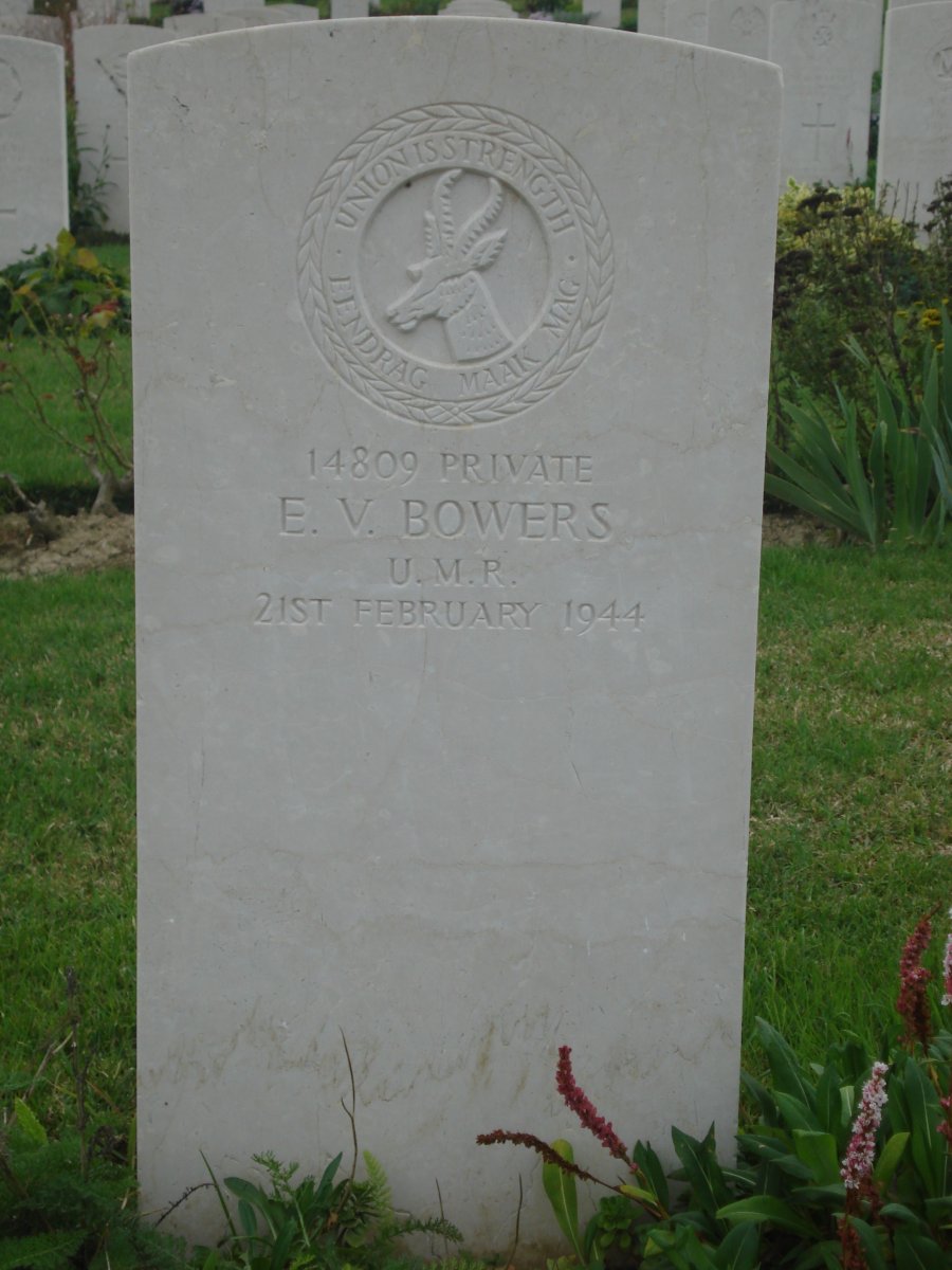 BOWERS E.V. -1944