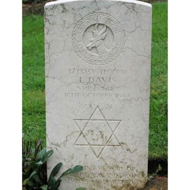 DAVIS L. -1944