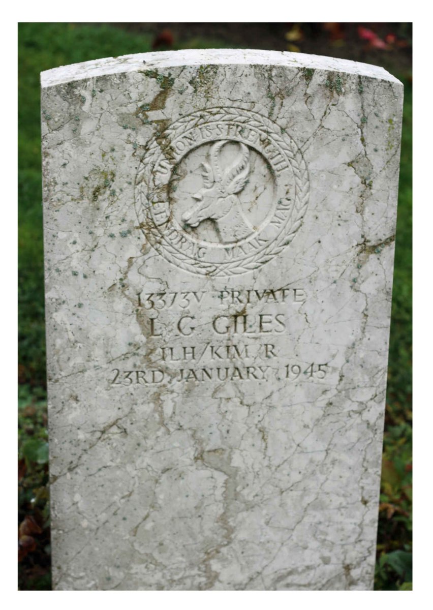 GILES L.G. -1945