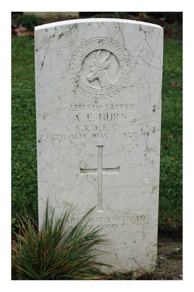 HURN A.E. -1945