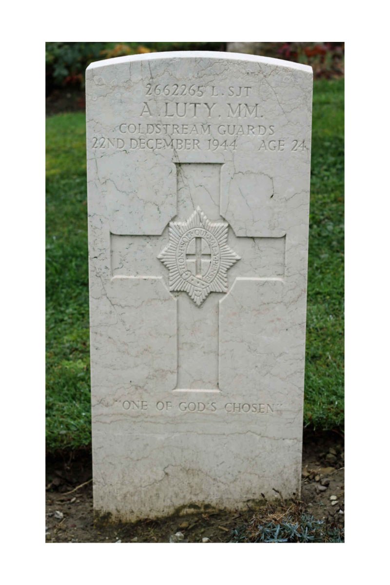 LUTY A.M.M. - 1944