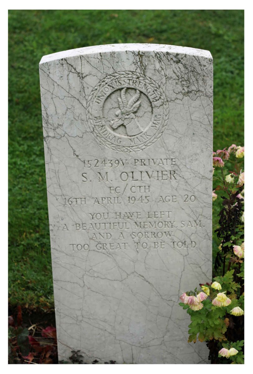 OLIVIER S.M. -1945