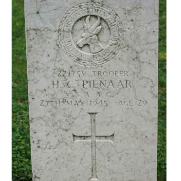PIENAAR H.C. -1945
