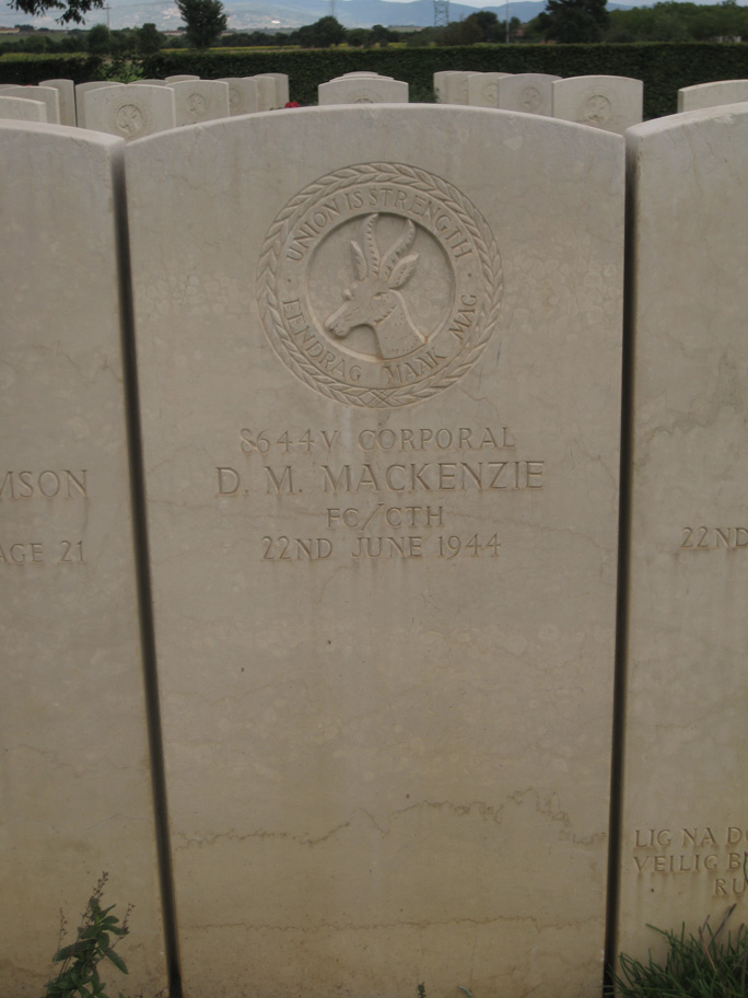 MACKENZIE D.M. -1944
