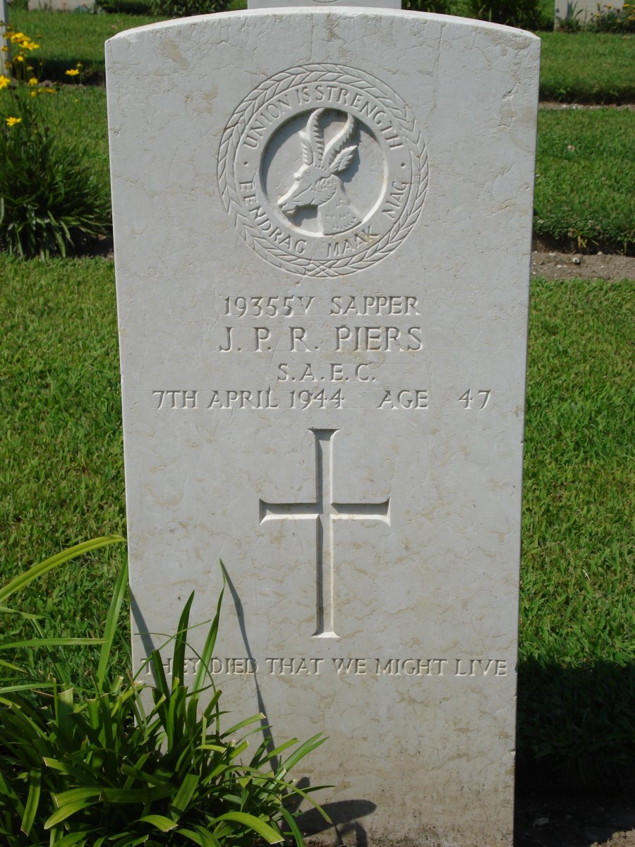 PIERS J.P.R. -1944
