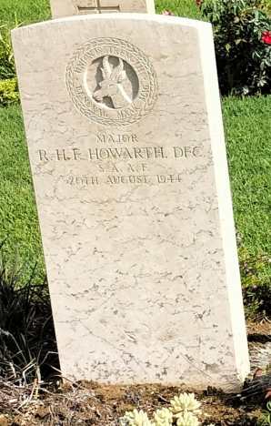 HOWARTH R.H.F. -1944