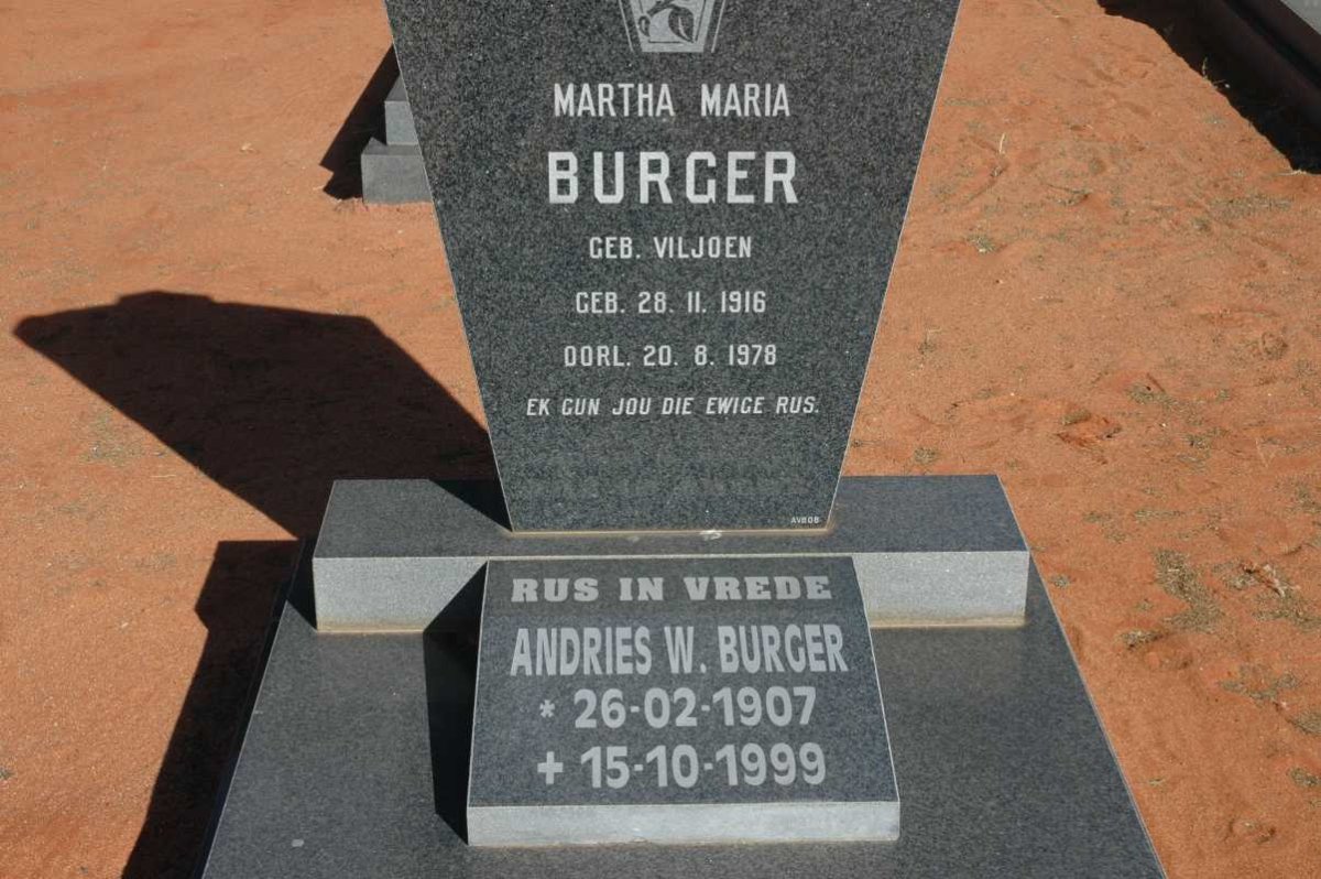 BURGER Andries W. 1907-1999 &amp; Martha Maria VILJOEN 1916-1978