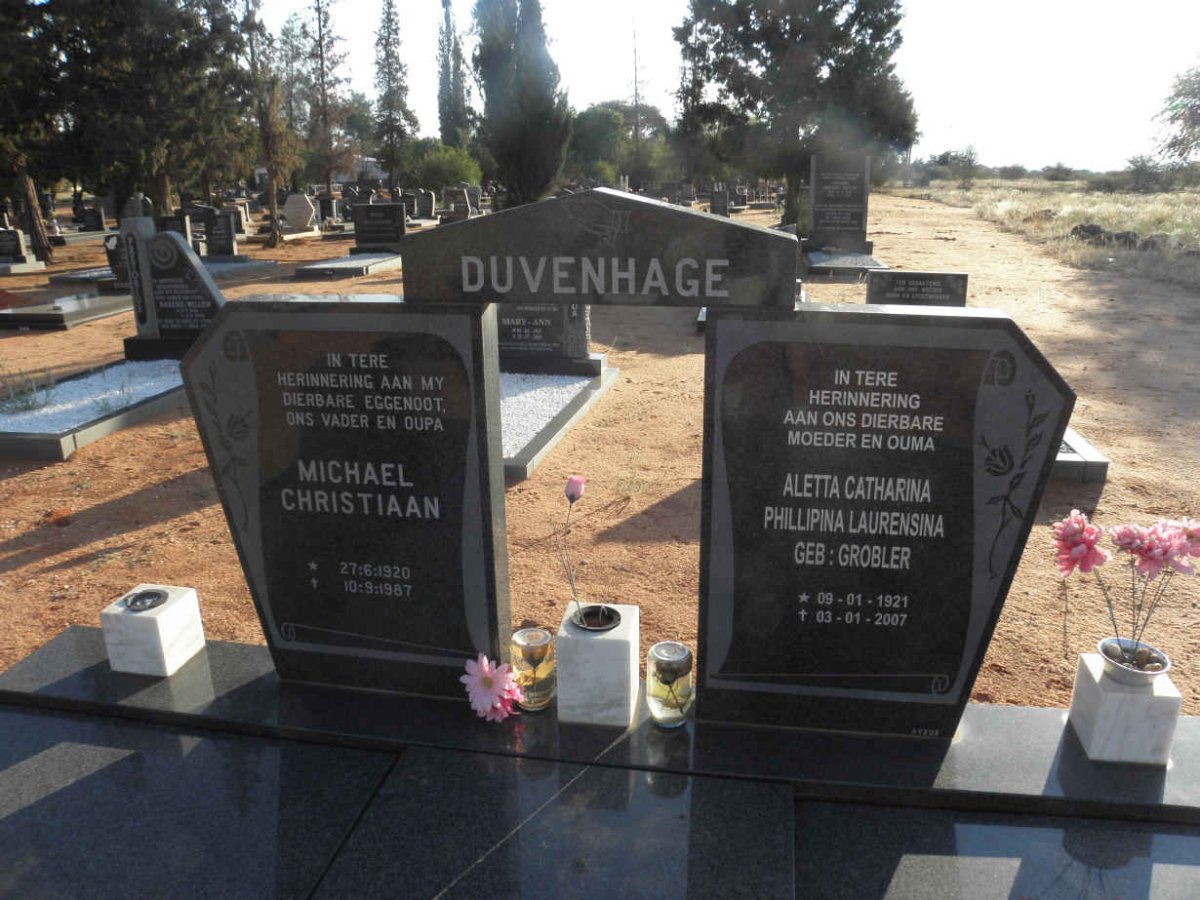 DUVENHAGE Michael Christiaan 1920-1987 &amp; Aletta Catharina Phillipina Laurensina GROBLER 1921-2007