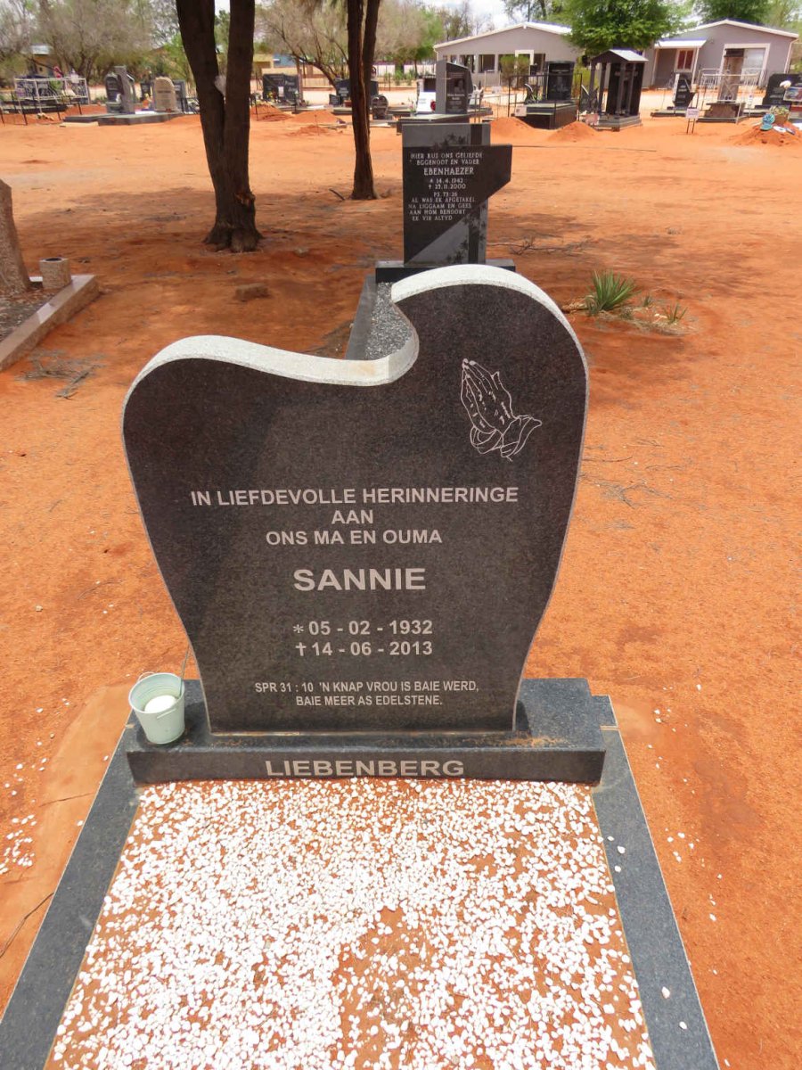 LIEBENBERG Sannie 1932-2013