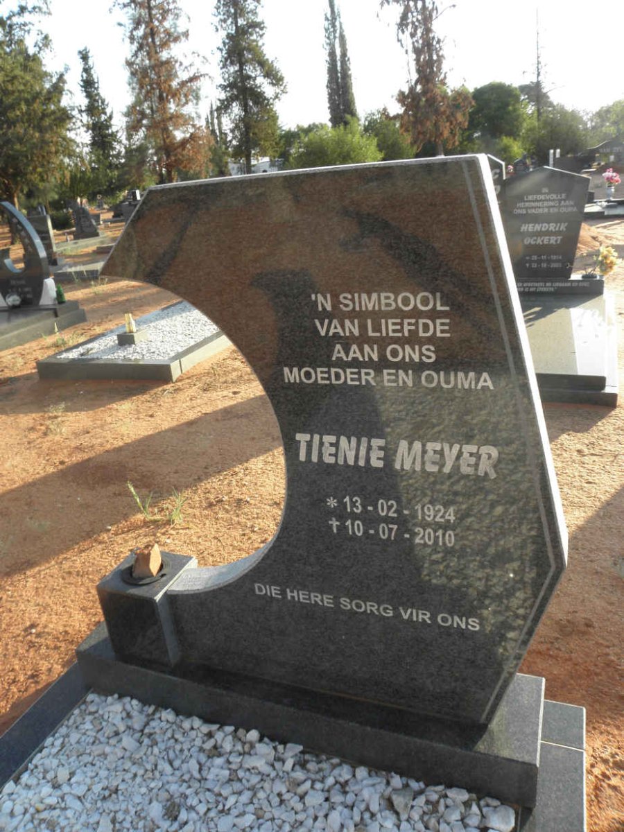 MEYER Tienie 1924-2010