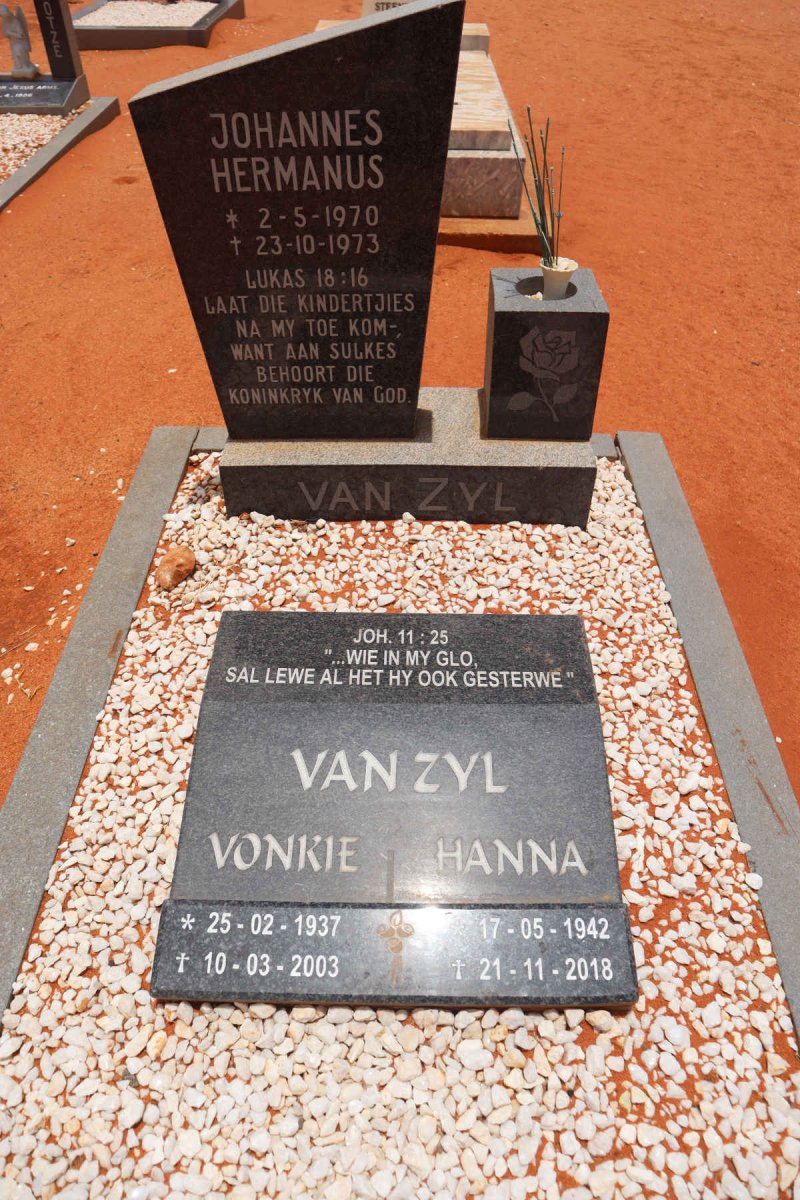 ZYL Vonkie, van 1937-2003 & Hanna 1942-2018 :: VAN ZYL Johannes Hermanus 1970-1973
