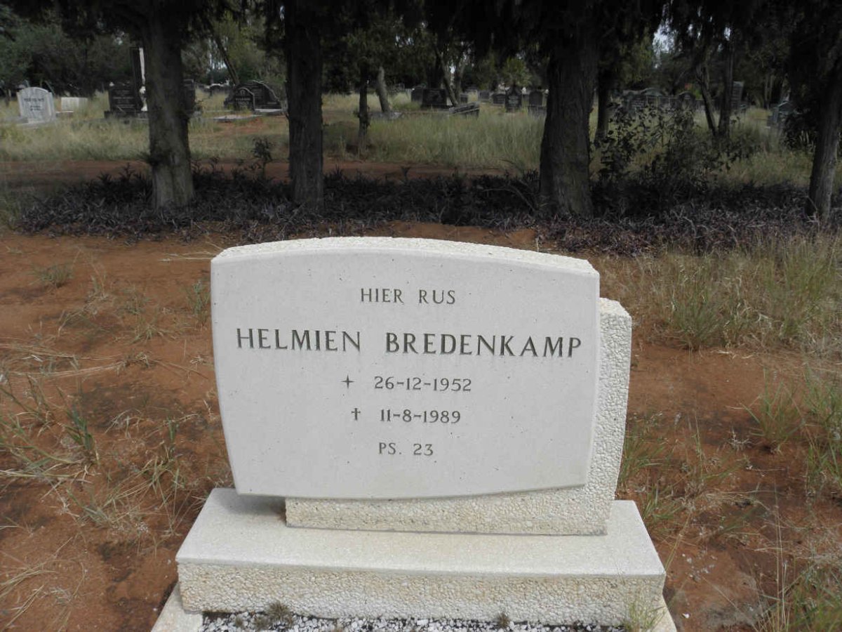 BREDENKAMP Helmien 1952-1989