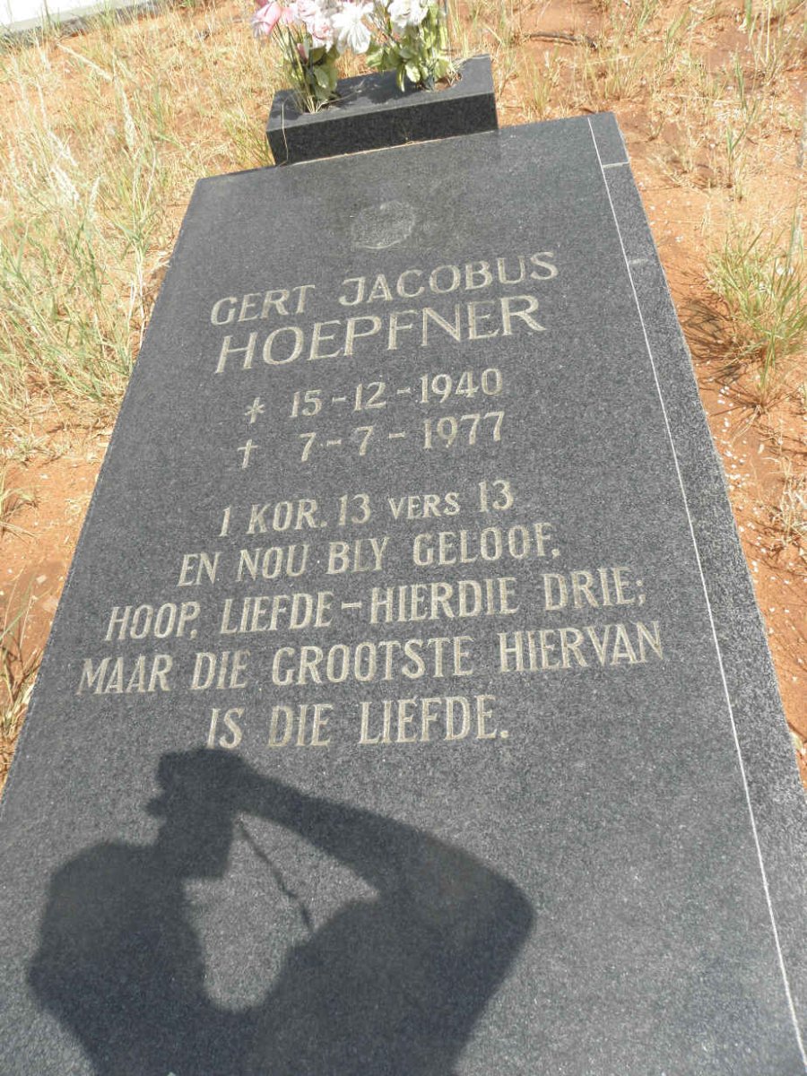 HOEPFNER Gert Jacobus 1940-1977