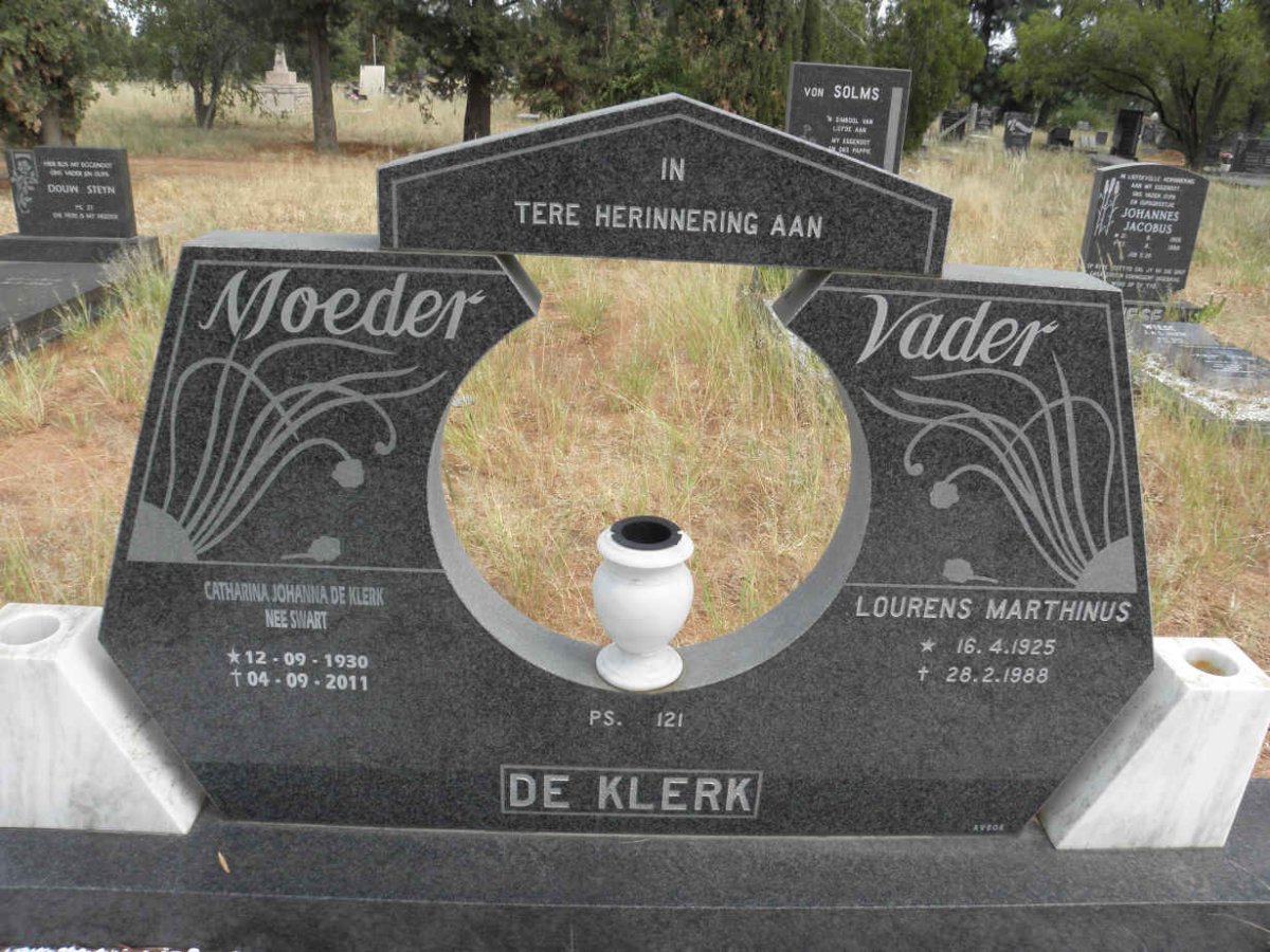 KLERK Lourens Marthinus, de 1925-1988 &amp; Catharina Johanna SWART 1930-2011