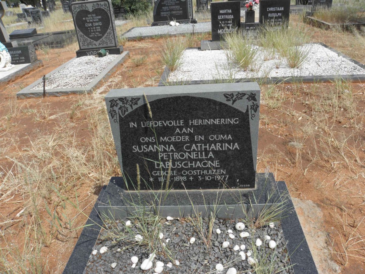 LABUSCHAGNE Susanna Catharina Petronella nee OOSTHUIZEN 1898-1977