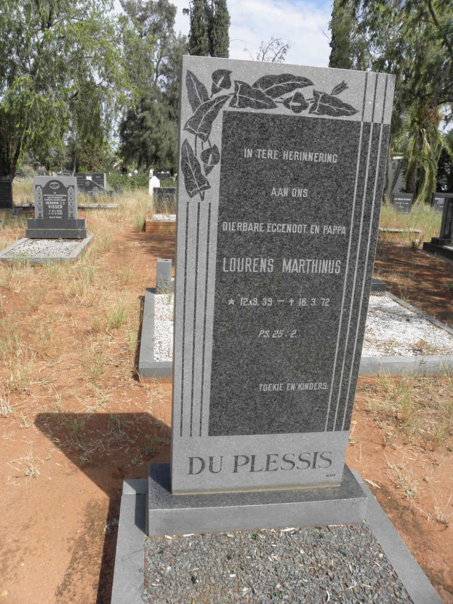 PLESSIS Lourens Marthinus, du 1939-1972