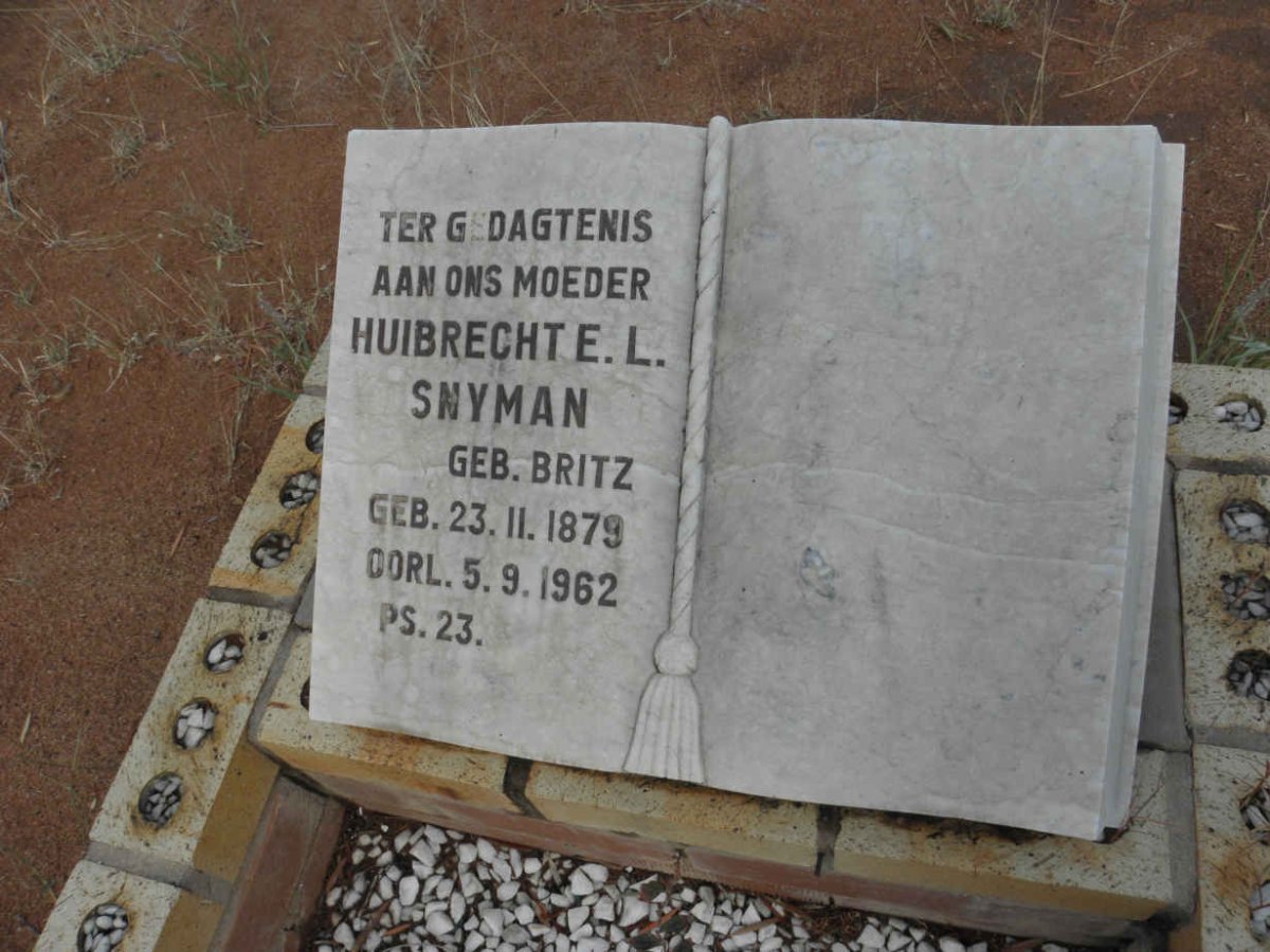 SNYMAN Huibrecht E.L. nee BRITZ 1879-1962