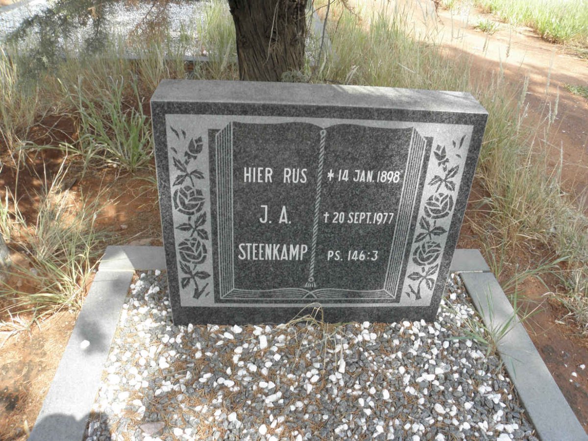 STEENKAMP J.A. 1898-1977