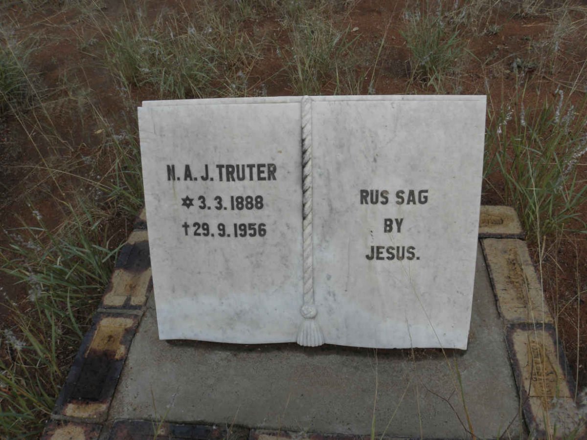 TRUTER N.A.J. 1888-1956
