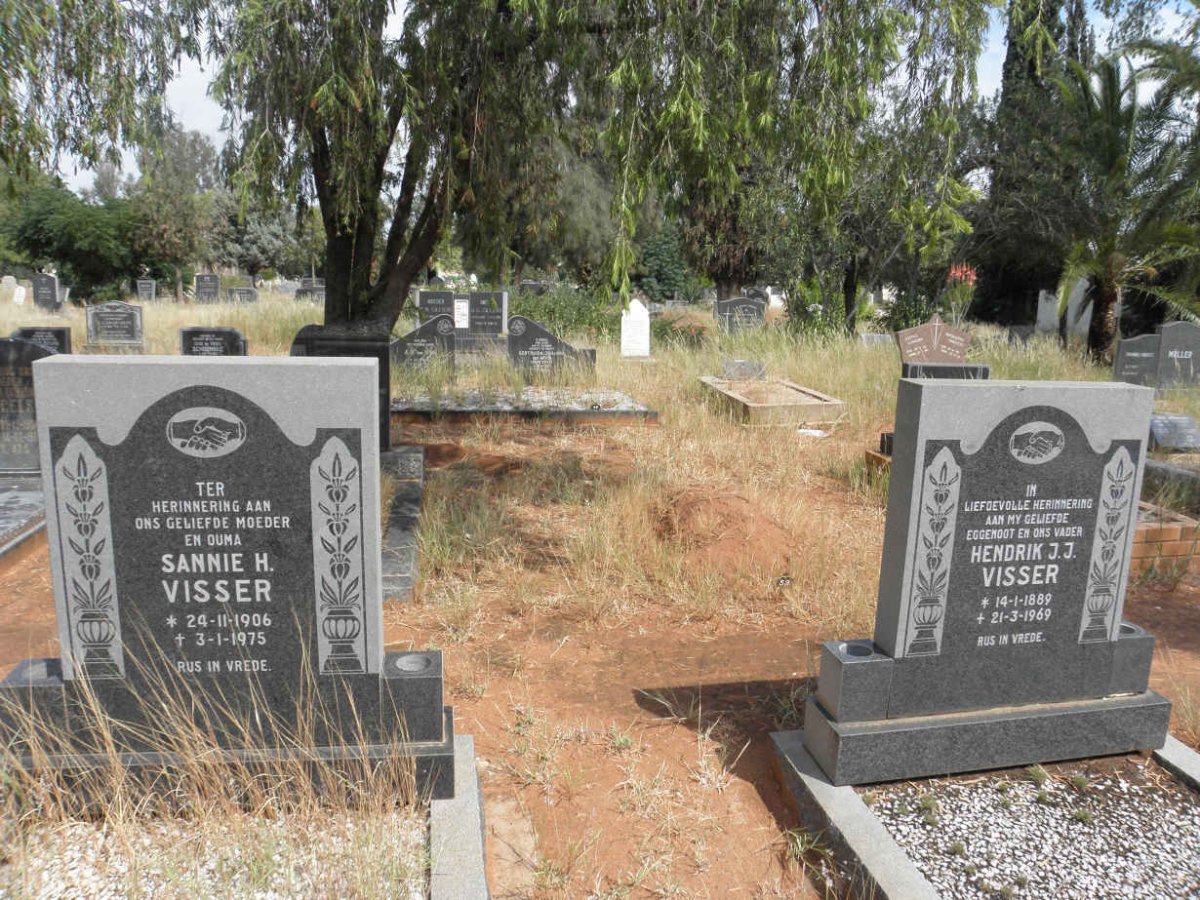 VISSER Hendrik J.J. 1889-1969 &amp; Sannie H. 1906-1975