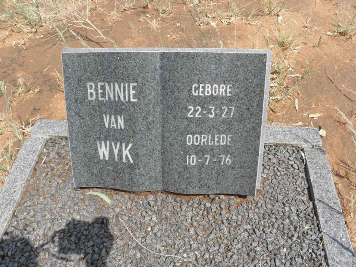 WYK Bennie, van 1927-1976