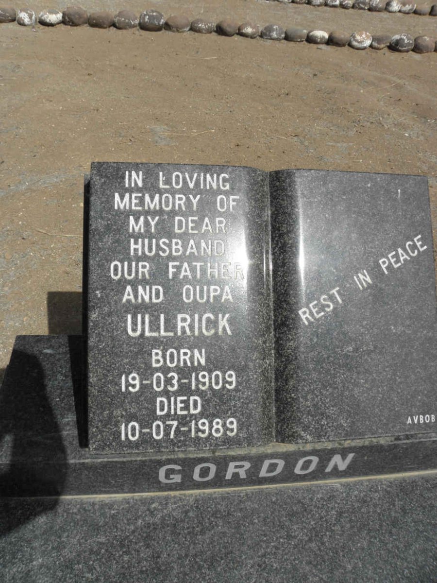 GORDON Ullrick 1909-1989