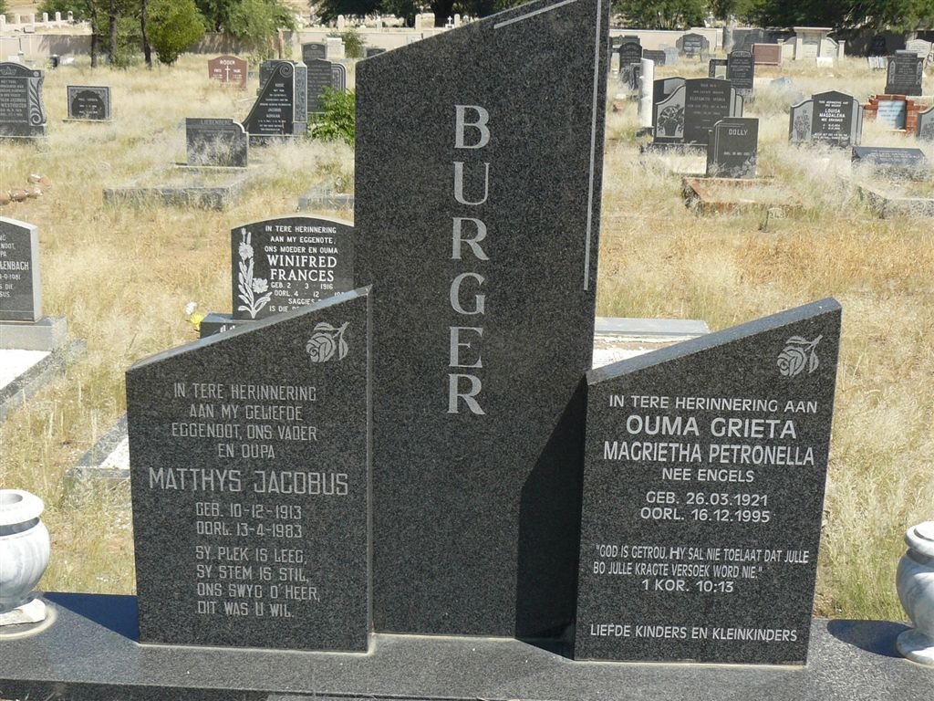 BURGER Matthys Jacobus 1913-1983 &amp; Magrietha Petronella ENGELS 1921-1995
