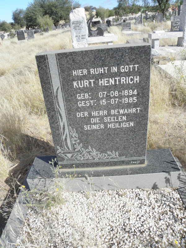 HENTRICH  Kurt 1894-1985