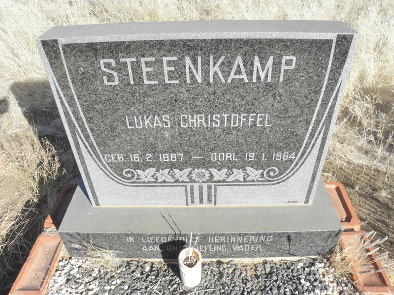 STEENKAMP Lukas Christoffel 1887-1964