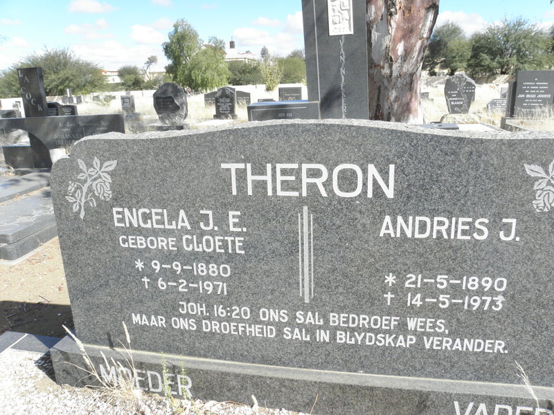THERON Andries J. 1890-1973 &amp; Engela J.E. CLOETE 1880-1971