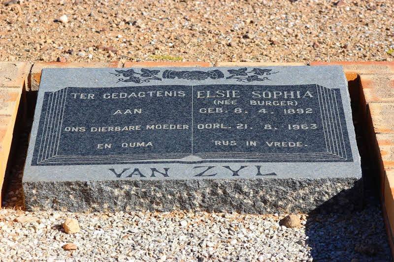 ZYL Elsie Sophia, van nee BURGER 1892-1963