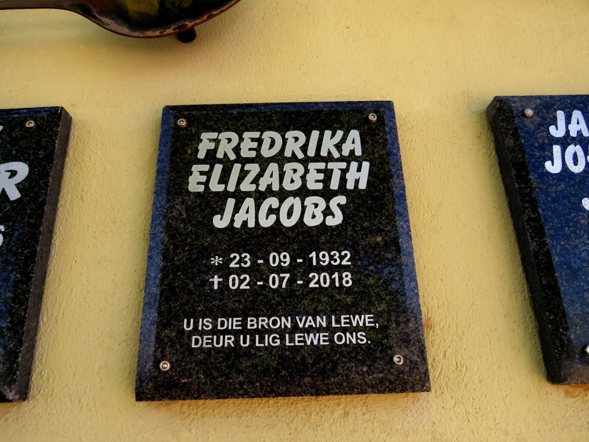 JACOBS Fredrika Elizabeth 1932-2018