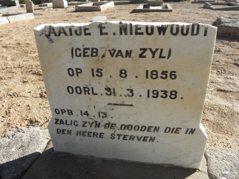 NIEUWOUDT Aatje E. nee VAN ZYL 1856-1938
