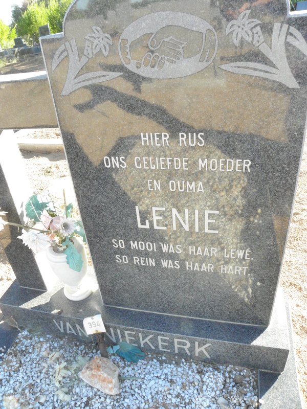 NIEKERK  Lenie, van