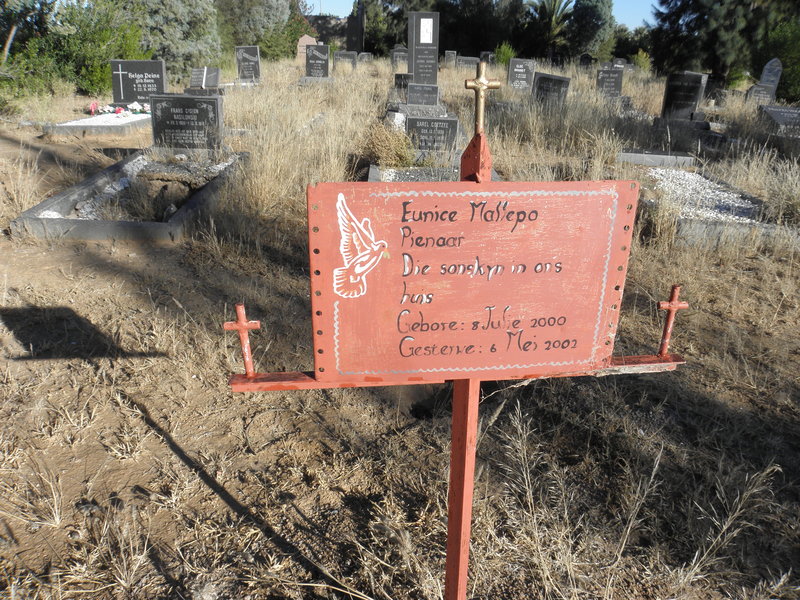 PIENAAR Eunice Mallepo 2000-2002