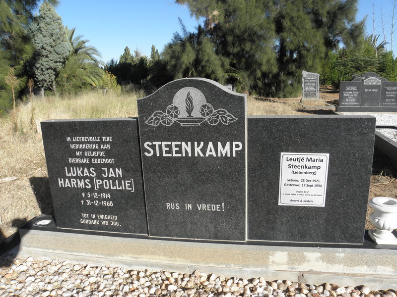 STEENKAMP Lukas Jan Harms 1914-1968 &amp; Lentjé Maria LIEBENBERG 1921-1994