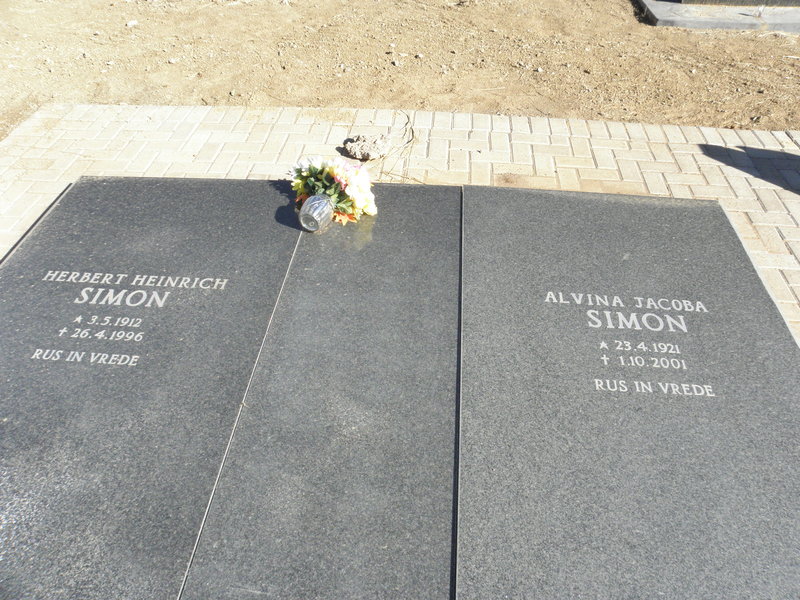 SIMON Herbert Heinrich 1912-1996 &amp; Alvina Jacoba 1921-2001