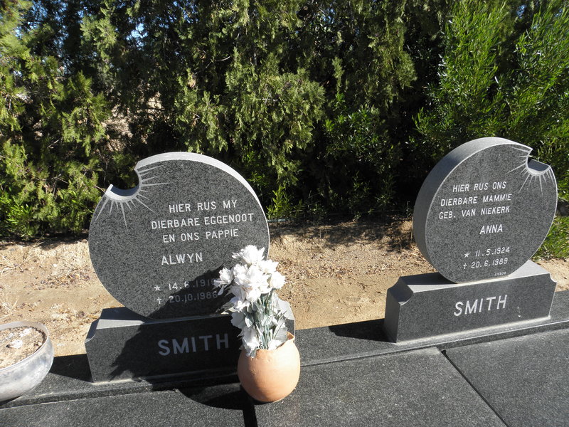 SMITH Anna 1924-1989