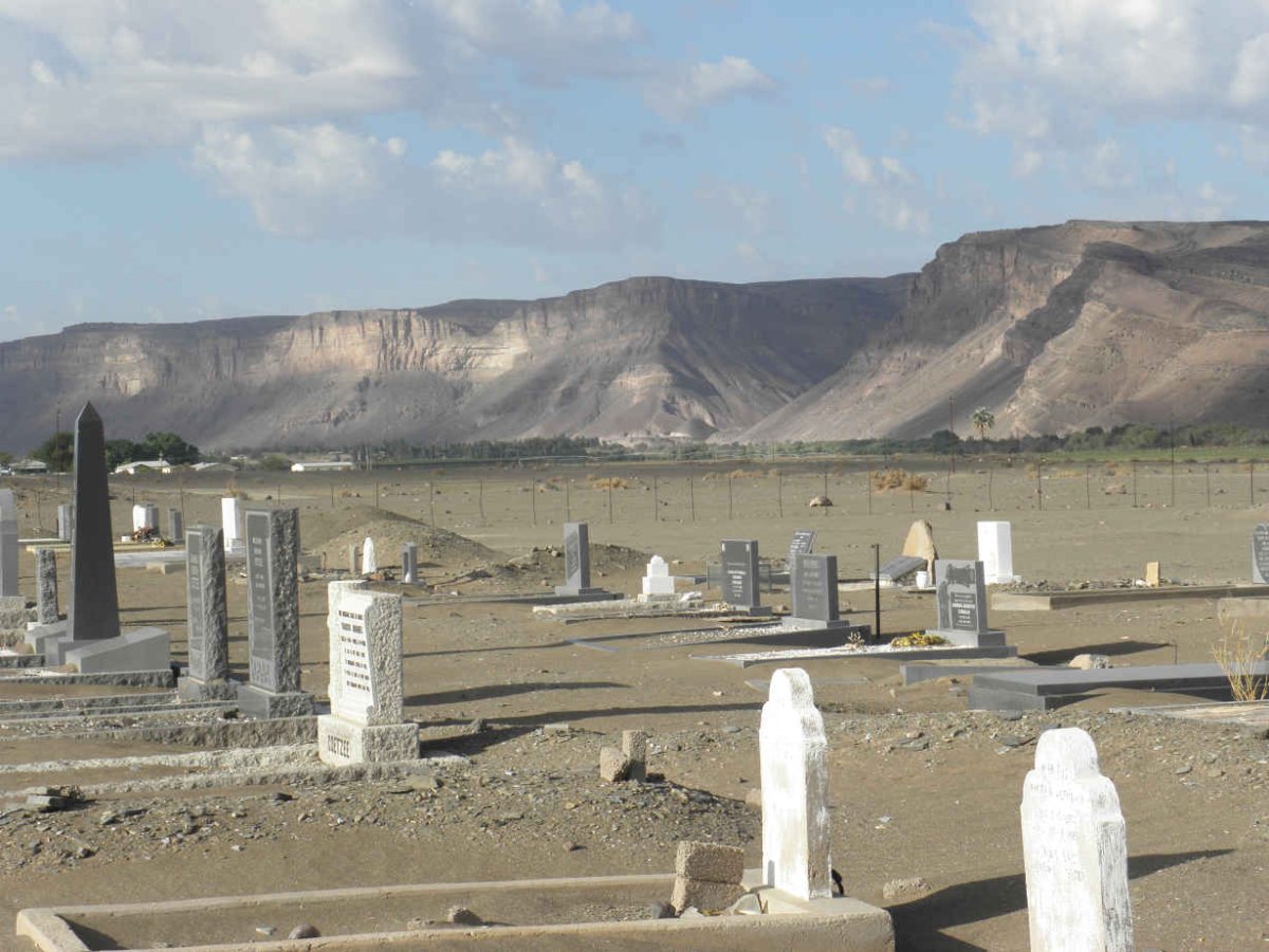 1. Noordoewer Main Cemetery
