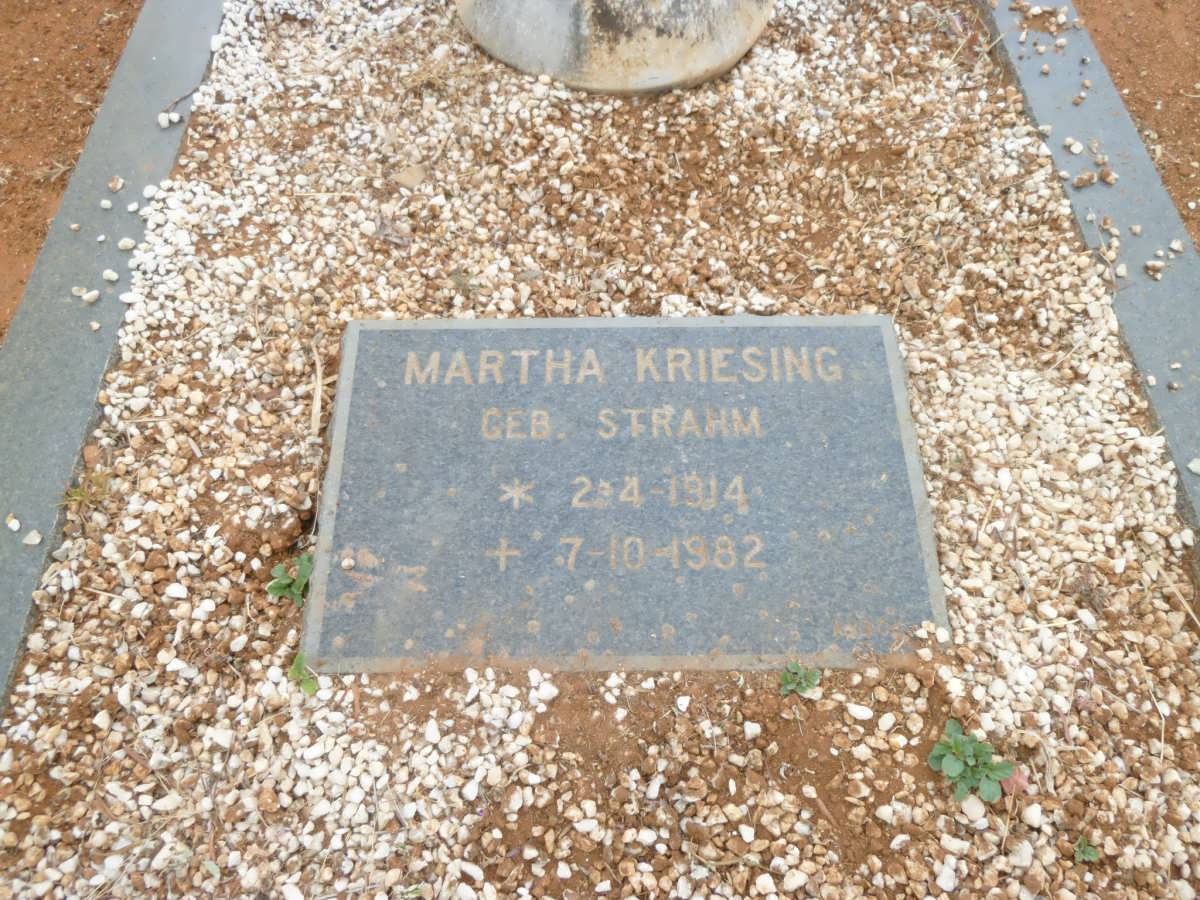 KRIESING Martha nee STRAHM 1914-1982