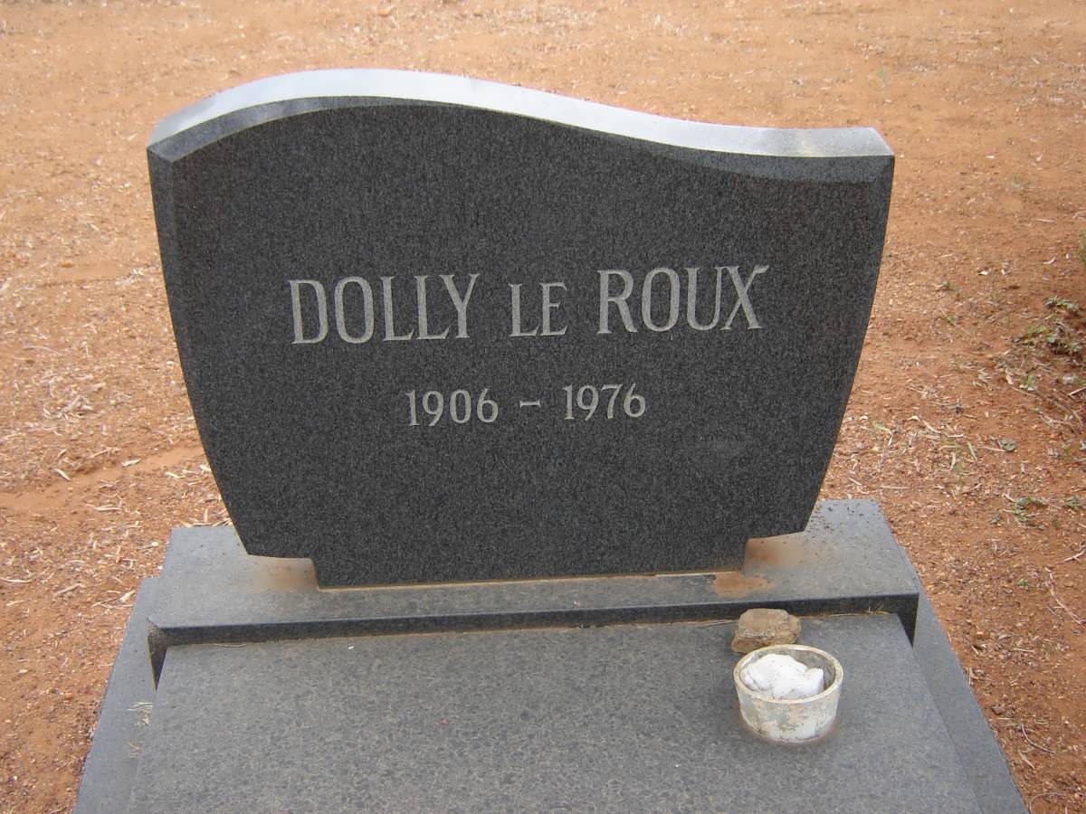 ROUX Dolly, le 1906-1976