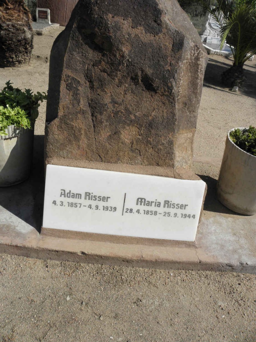 RISSER Adam 1857-1939 &amp; Maria 1858-1944